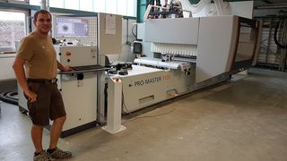 Bonne expérience avec la machine CNC HOLZ-HER PROMASTER 7125 et la machine à plaquer les chants Auriga 1308 Bonne expérience avec la machine CNC HOLZ-HER PROMASTER 7125 et la machine à plaquer les chants Auriga 1308