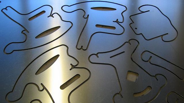 Pro-Master Black Matrix : Haute puissance pour toutes les applications grâce à des outils utiles Grâce à ses options flexibles, la Black Matrix est parfaitement équipée pour l’usinage de matériaux divers