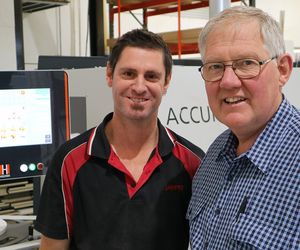 HOLZHER Australie client de référence Janper - Plaqueuse de chants Accura