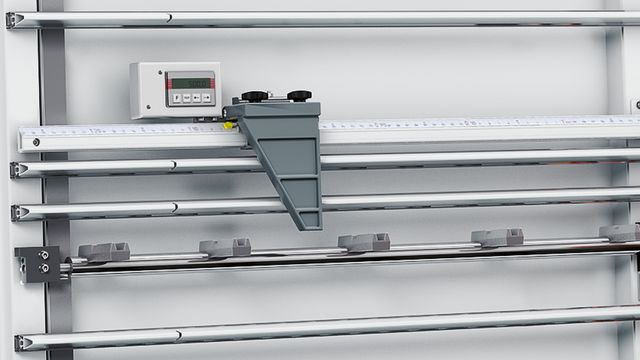 Affichage des dimensions numériques pour le réglage de la longueur dans la section verticale.