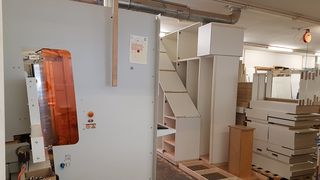 Machine verticale CNC de HOLZ-HER pour le traitement des armoires